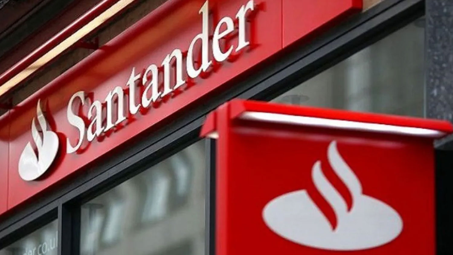 Tasa de crédito hipotecario histórica del 7.75% proporcionada por el banco Santander