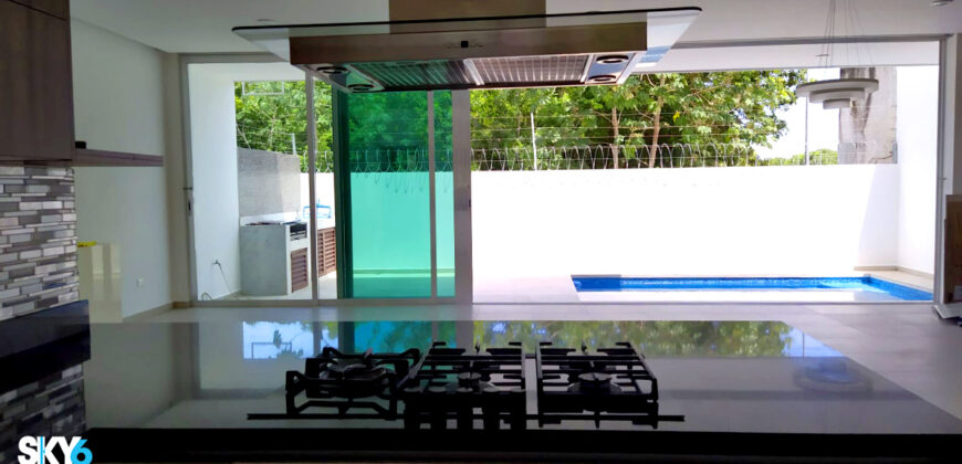 Amplia Residencia en Renta dentro de Residencial Aqua Cancún