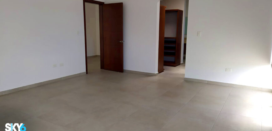 Amplia Residencia en Renta dentro de Residencial Aqua Cancún