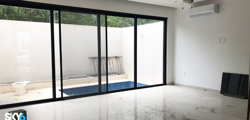 Moderna Casa a la Venta en Residencial Arbolada Cancún Fase 2