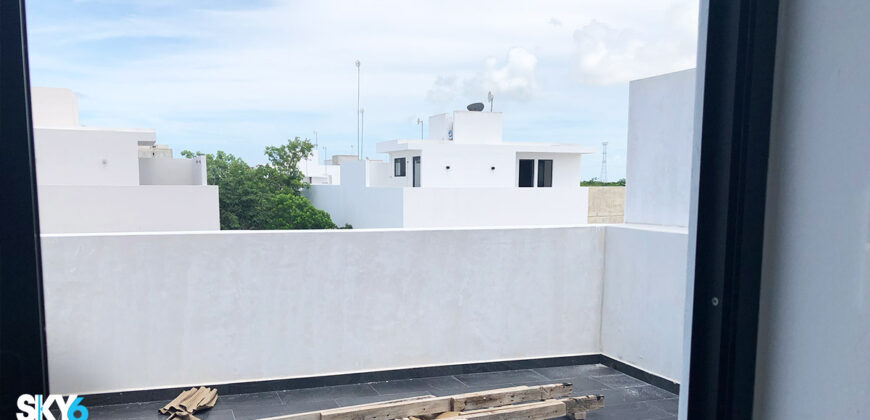 Moderna Casa a la Venta en Residencial Arbolada Cancún Fase 2
