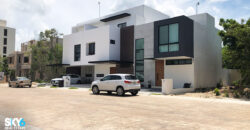 Moderna Casa a la Venta en Residencial Arbolada Cancún Fase 2