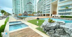 Vive el Lujo Frente al Mar: Departamento en Venta en la Zona Hotelera de Cancún