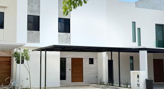 Casa moderna en Residencial Río con alberca