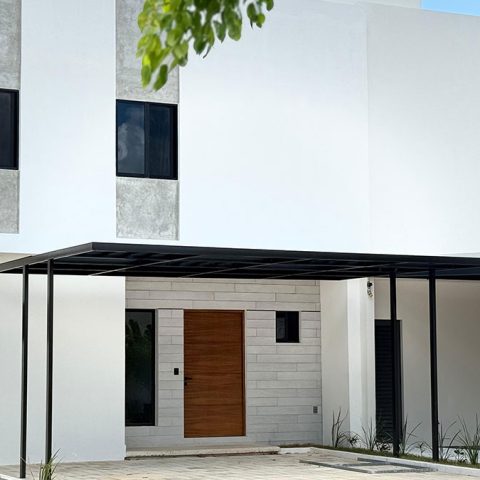 Casa moderna en Residencial Río con alberca