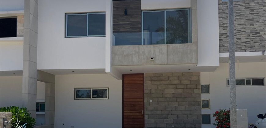 Casa con alberca en Arbolada Cancún renovada lista para habitar