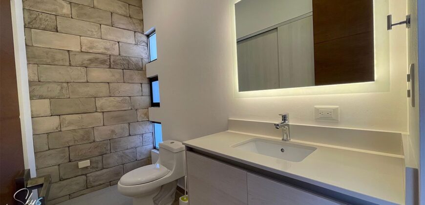Casa con alberca en Arbolada Cancún renovada lista para habitar
