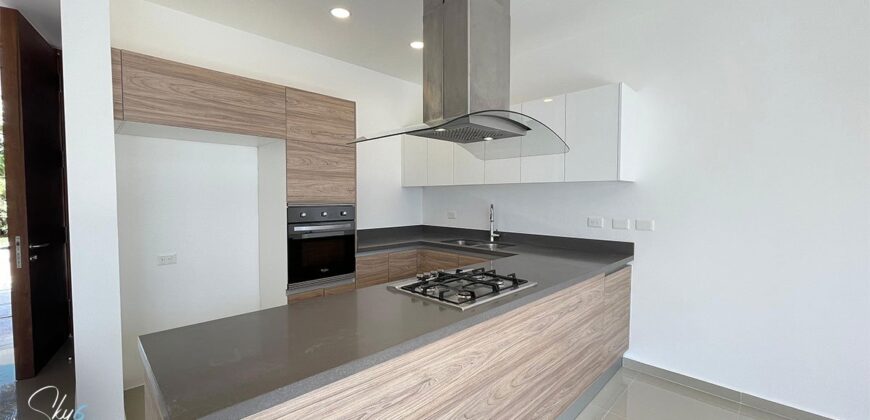 Casa con alberca en Arbolada Cancún renovada lista para habitar