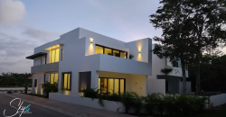 Residencia en Lagos del Sol: lujo y confort total