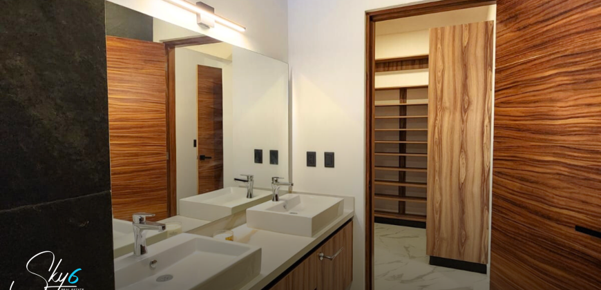 Residencia en Lagos del Sol de lujo