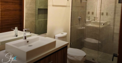 Residencia en Lagos del Sol: lujo y confort total