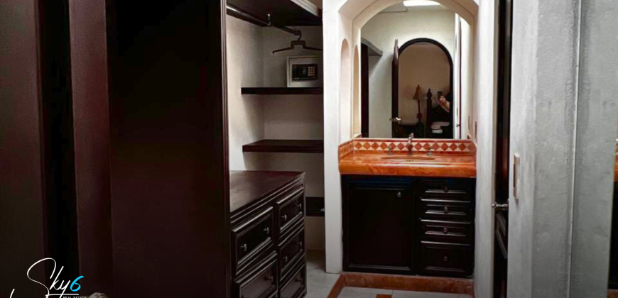 Casa en Alfredo V. Bonfil con alberca y bungalow