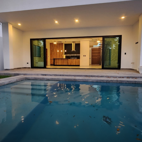 Residencia en Lagos del Sol de lujo