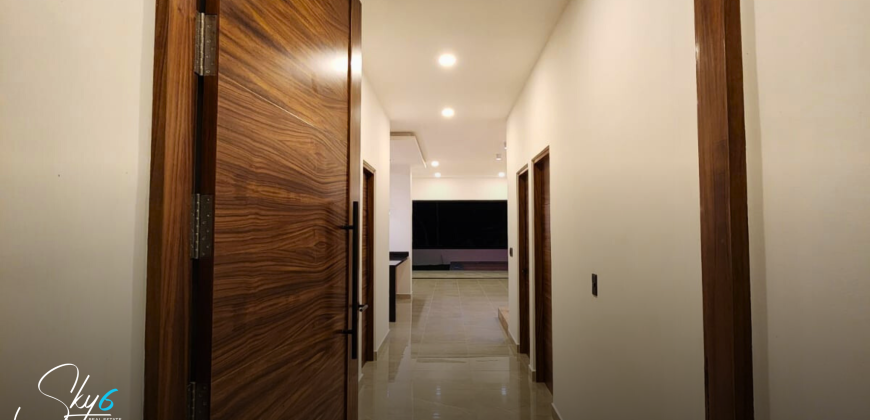 Residencia en Lagos del Sol: lujo y confort total