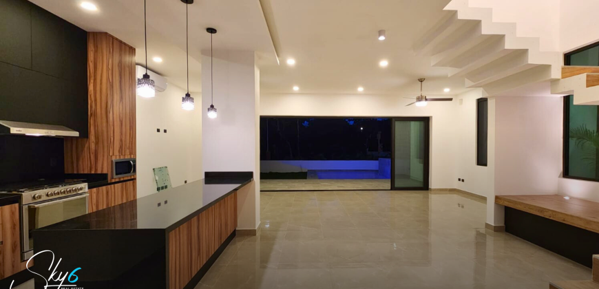 Residencia en Lagos del Sol: lujo y confort total