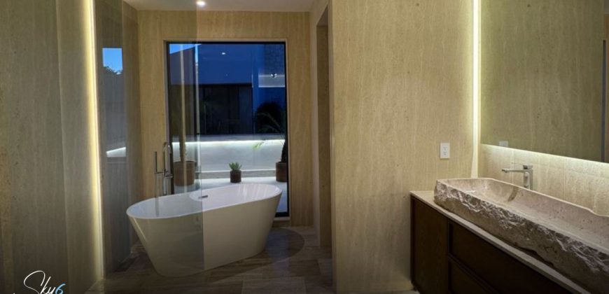 Residencia de Lujo en Lagos del Sol | 5 Recámaras