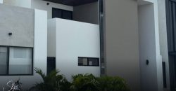 Residencia en Vía Cumbres: lujo y espacio total