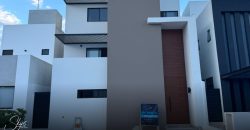 Residencia en Vía Cumbres: lujo y espacio total