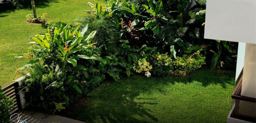 Residencial Lagos del Sol: Lujo y Amplitud