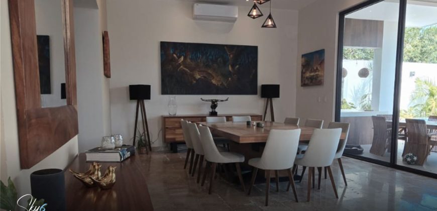 Residencial Lagos del Sol: Lujo y Amplitud