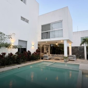 Casa en Aqua Residencial Fase 2: Lujo y Amplitud