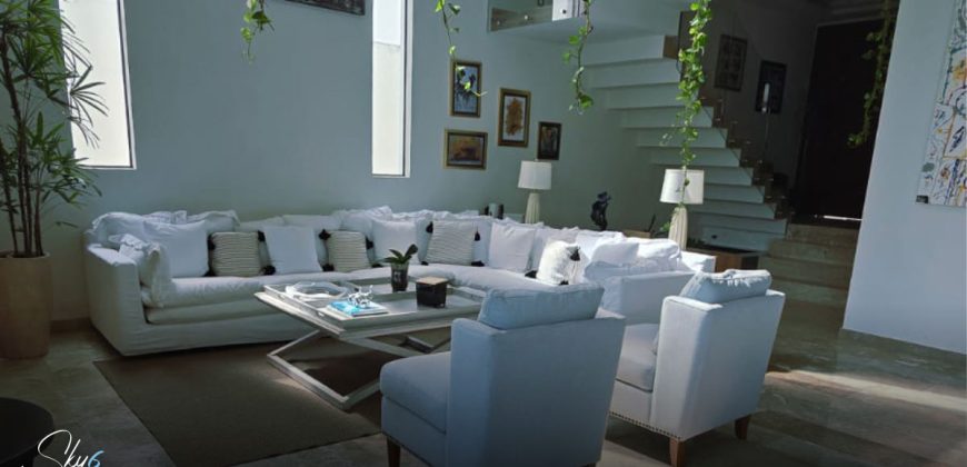 Residencial Lagos del Sol: Lujo y Amplitud