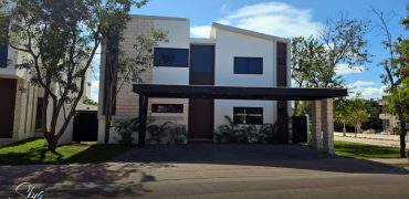 Residencia en Lagos del Sol: Vive el Nivel Superior