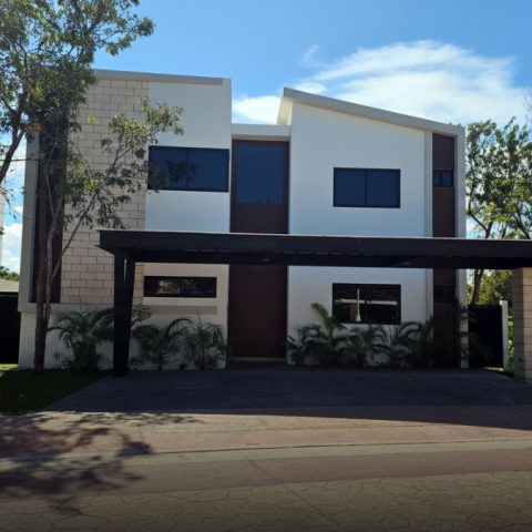 Residencia en Lagos del Sol: Vive el Nivel Superior