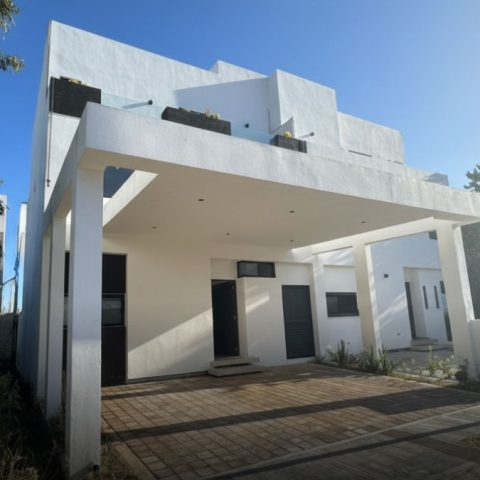 Residencia en Río Residencial Moderna y Funcional