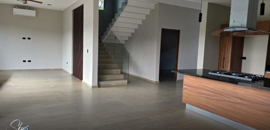 Residencia en Lagos del Sol: Vive el Nivel Superior