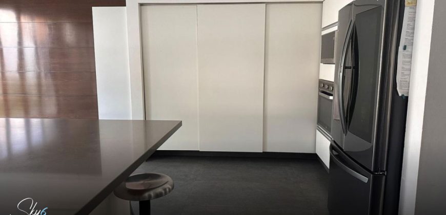 Lujo y Amplitud en Residencia en Villa Magna