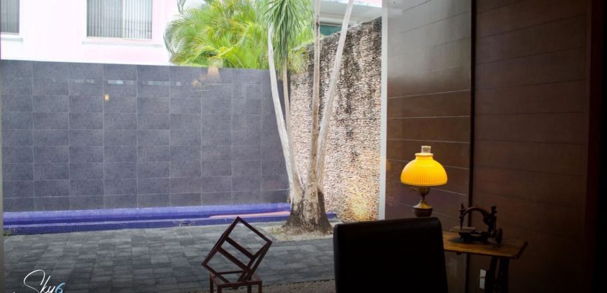 Casa de Lujo en Cumbres con Alberca | 4 Rec