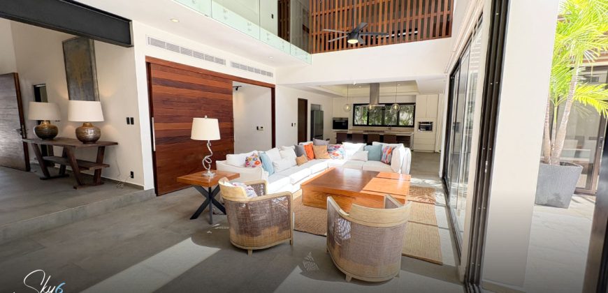 Casa de Lujo en Villamagna con Alberca