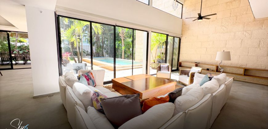 Casa de Lujo en Villamagna con Alberca