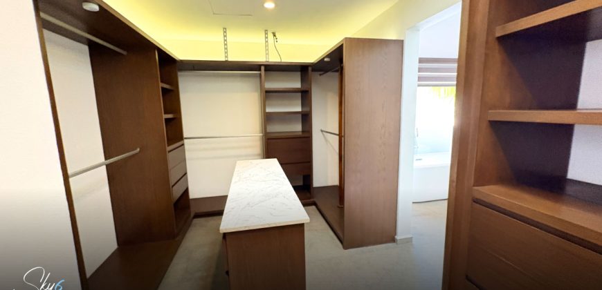 Casa de Lujo en Villamagna con Alberca