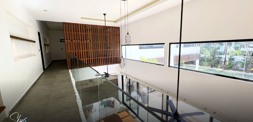 Casa de Lujo en Villamagna con Alberca