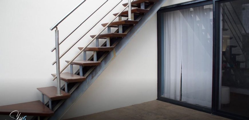 Casa de Lujo en Cumbres con Alberca | 4 Rec