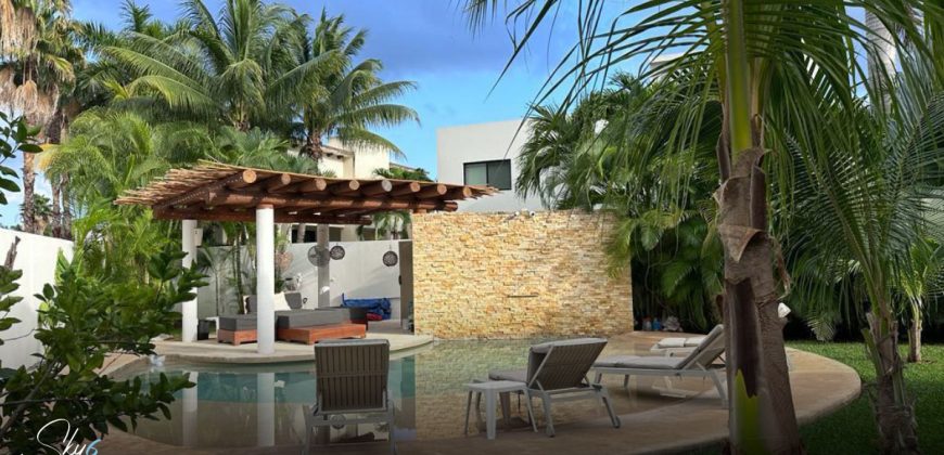 Lujo y Amplitud en Residencia en Villa Magna