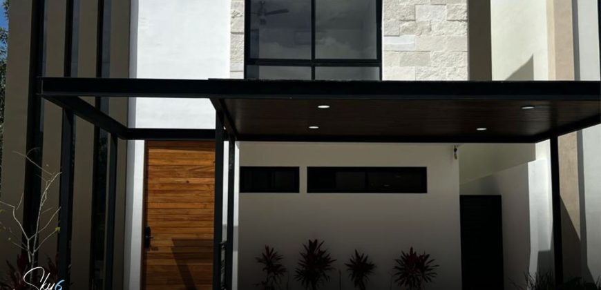 Residencia en Vía Cumbres 4 recámaras lujo