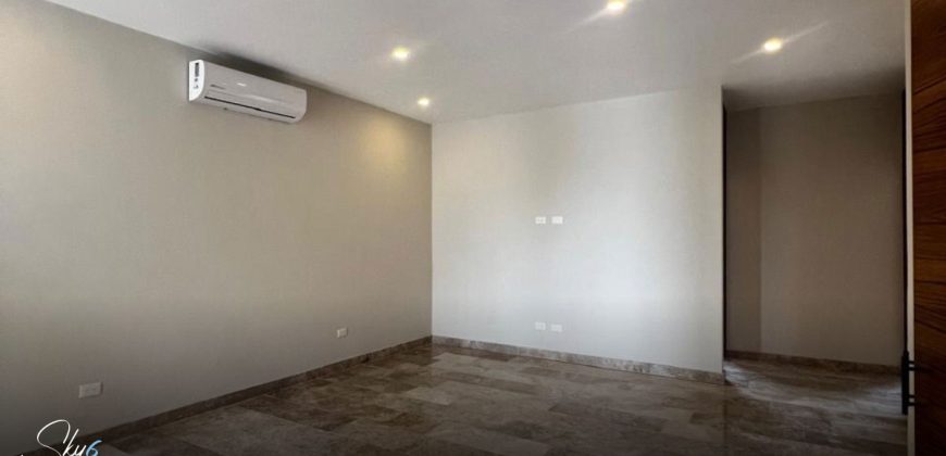 Residencia en Vía Cumbres 4 recámaras lujo