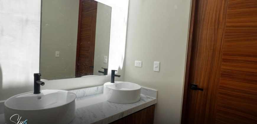 Residencia en Vía Cumbres 4 recámaras lujo