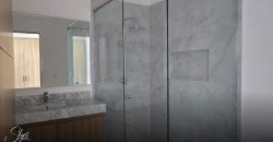 Residencia en Vía Cumbres con alberca