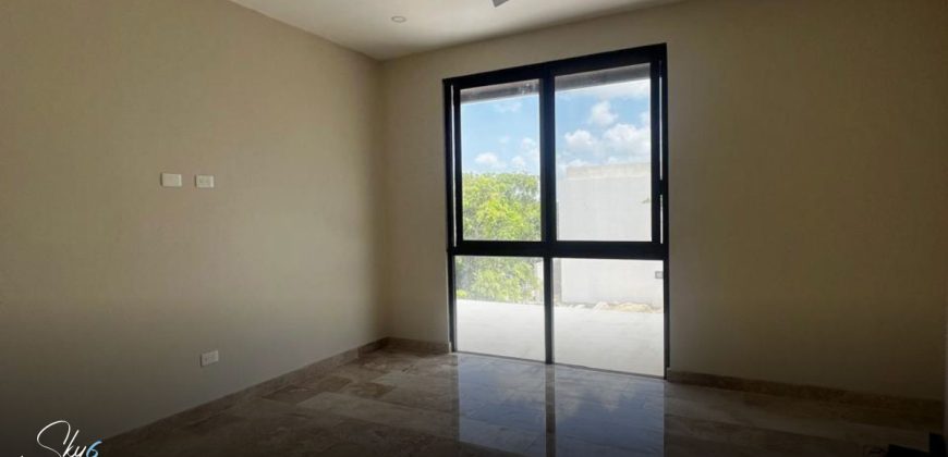 Residencia en Vía Cumbres 4 recámaras lujo