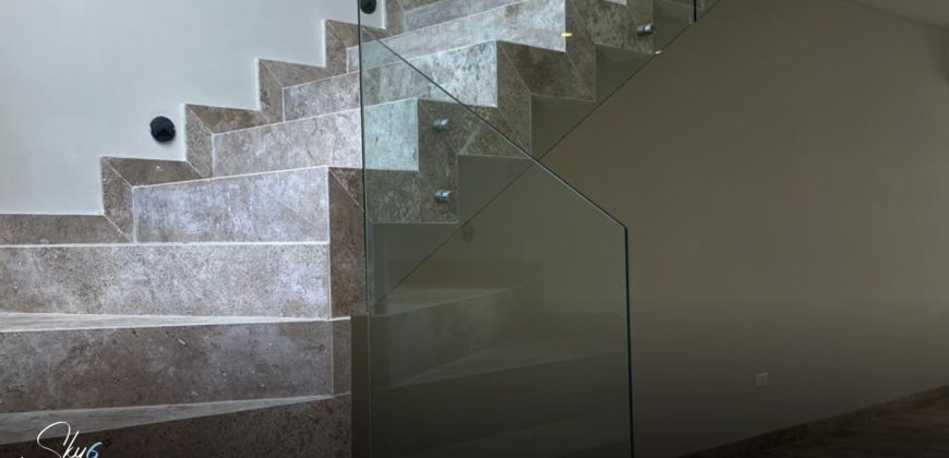 Residencia en Vía Cumbres 4 recámaras lujo