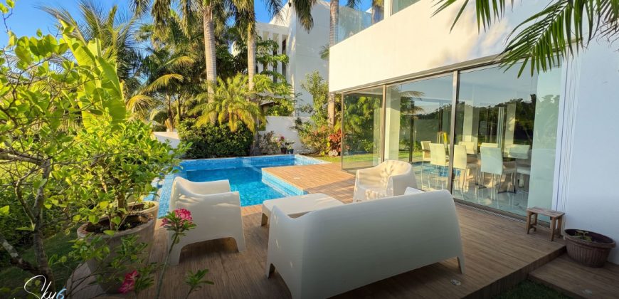 Residencia en Puerto Cancún frente al golf