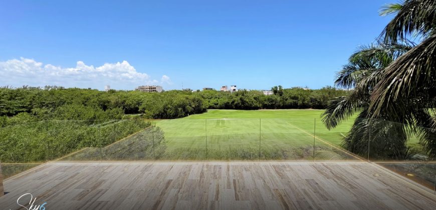 Residencia en Puerto Cancún frente al golf