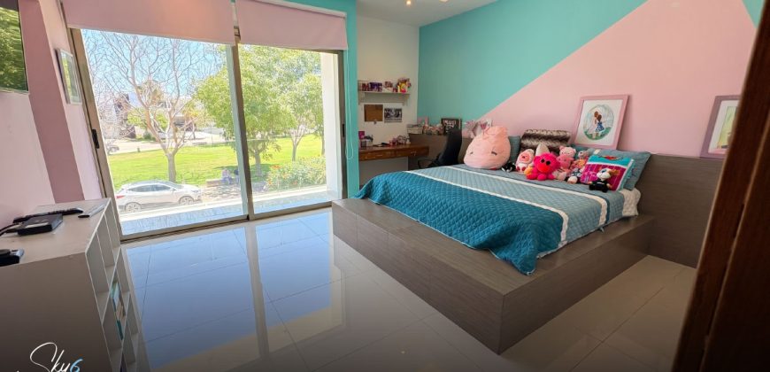 Residencia en Puerto Cancún frente al golf